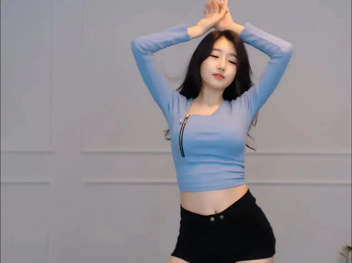 onlyfans每日大赛徐雅终极剪辑完整版高清在线观看_抖音爆款8月加长版免费播放_动漫资源